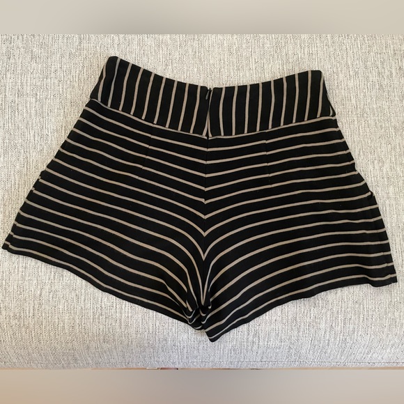 Nanette Lepore Striped Shorts - Picture 4 of 9